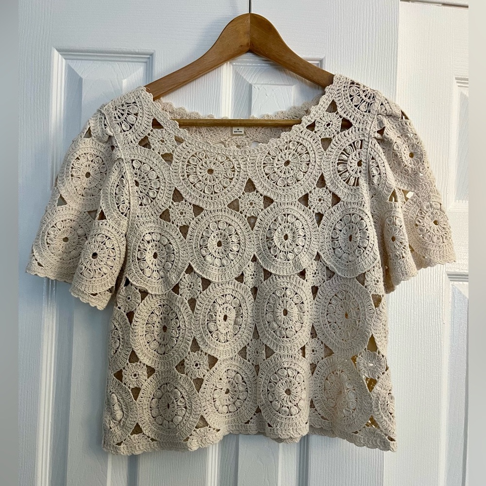 Ultra Pink Cream Crochet Lace Blouse